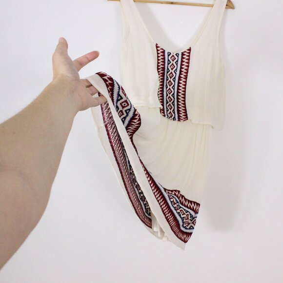 Forever 21 Cream and Red Aztec Midi Dress - Picture 5 of 6